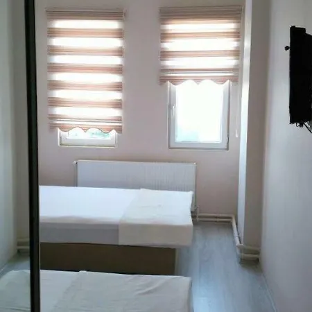 호텔 Saray