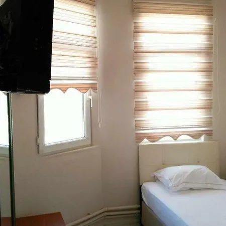 호텔 Saray